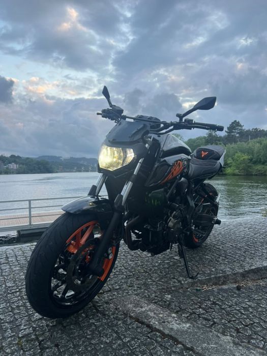 Yamaha MT-07 impecável