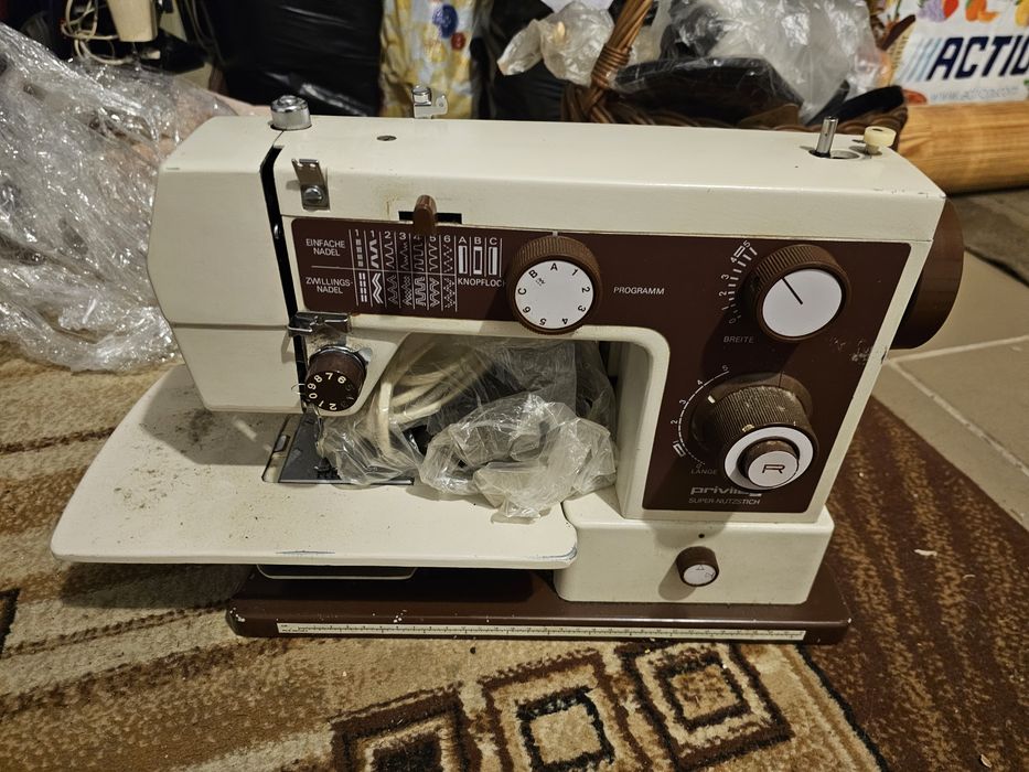 Maszyna do szycia, Privileg Mod.316Y