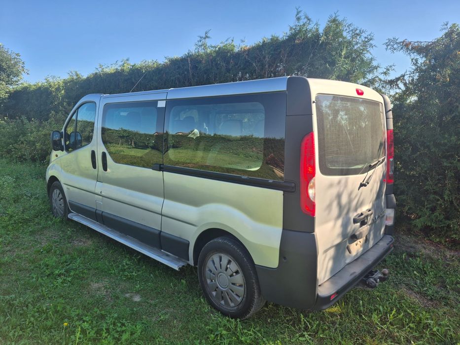 Опель віваро трафік Opel vivaro trafic