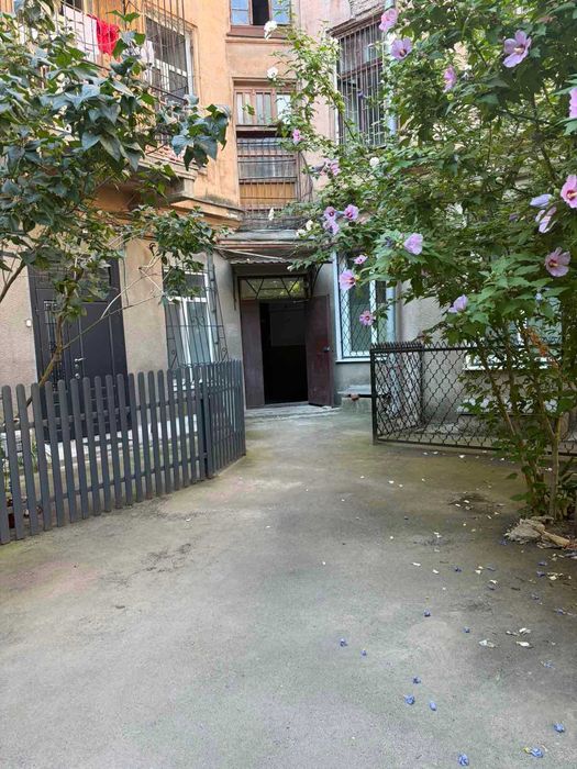 Срочно продам 2-х ком. квартиру в Центре. Бельгийка