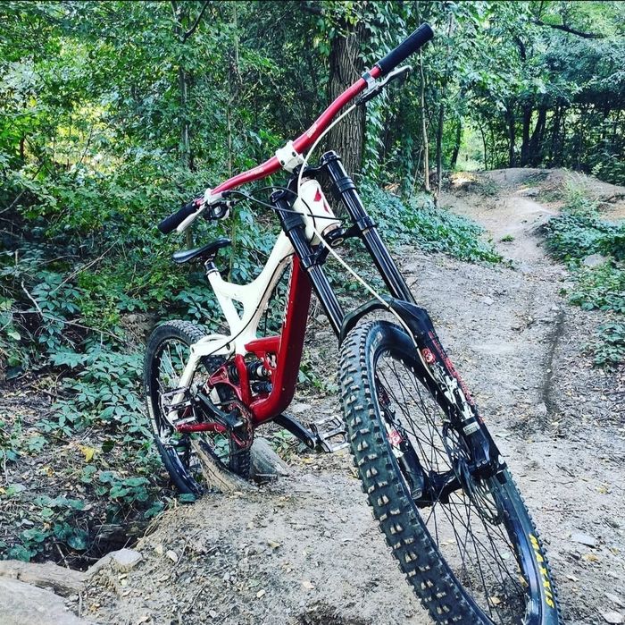 Легендарний Specialized Demo 8 2008 року