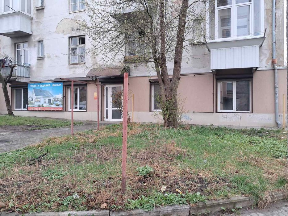 Приміщення  в.Братів Міхновських