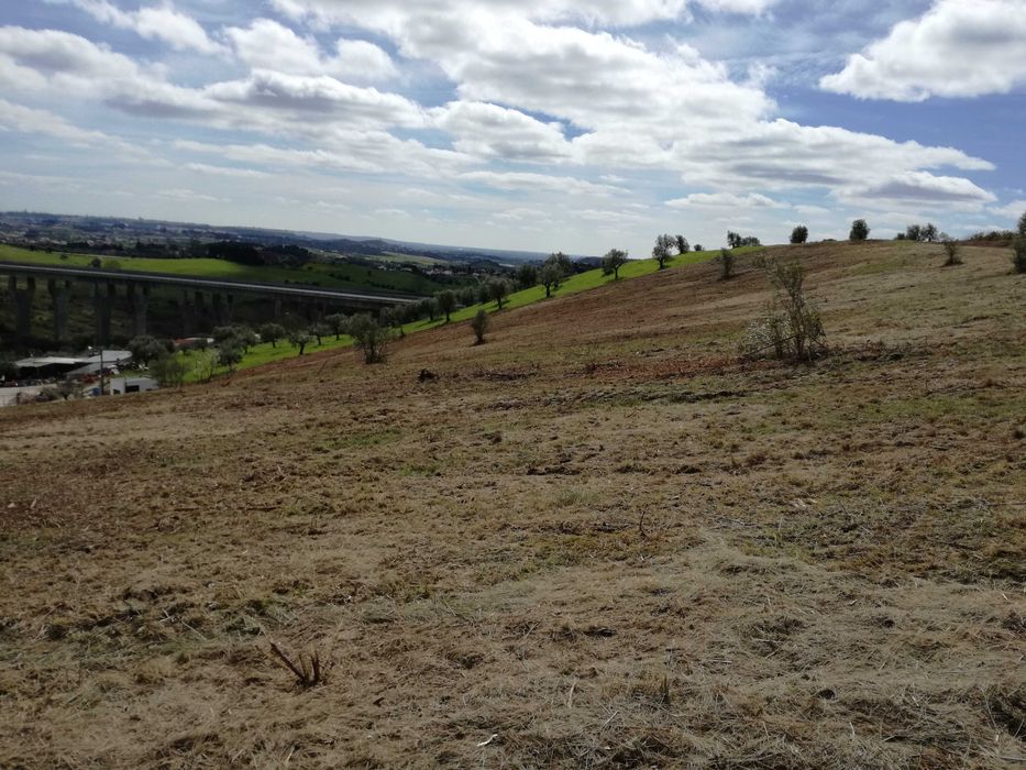 Terreno urbanizável em Moçarria com vista panorâmica de vários Km