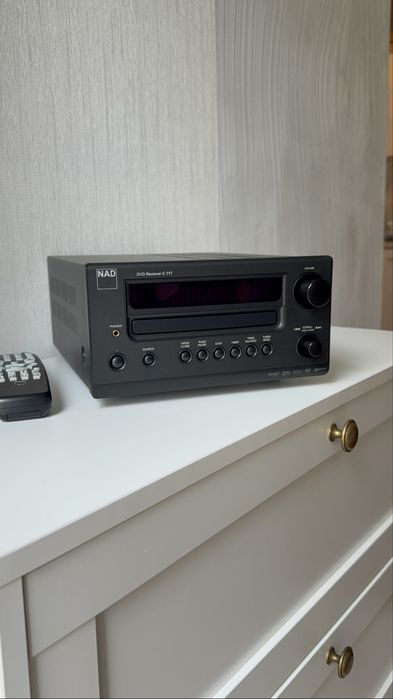 NAD C717 Receiver