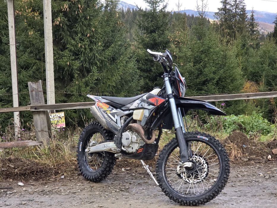 esx 250 lite 2  2026 рік