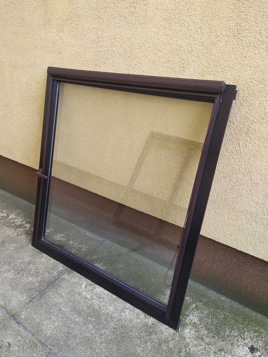 Okna Roto Czarne plastikowe