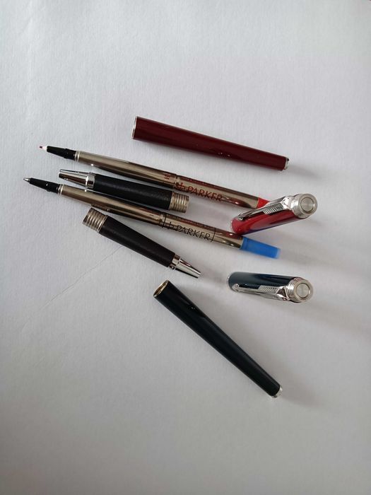 Caneta Parker modelo 180 Rollerball Azul e Vermelha