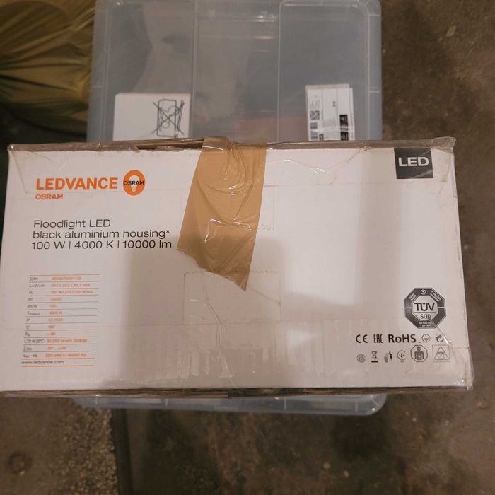 Naświetlacz LEDVANCE Floodlight LED 100W