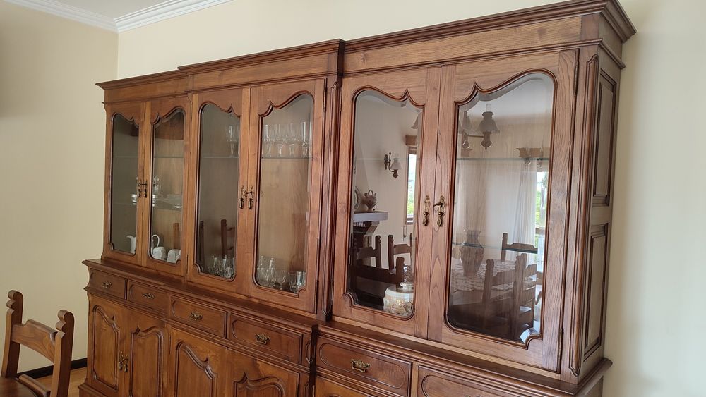 Cristaleira para sala de jantar