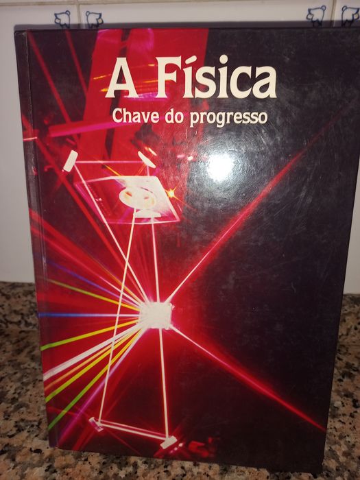 Livros diversos como novos