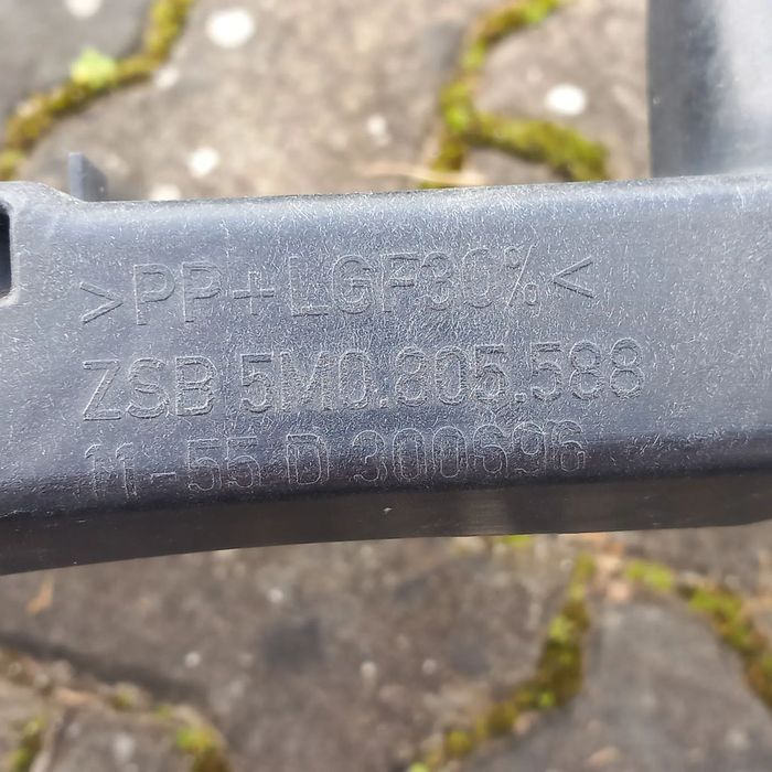 Frente de fibra vw golf plus 5M0805588