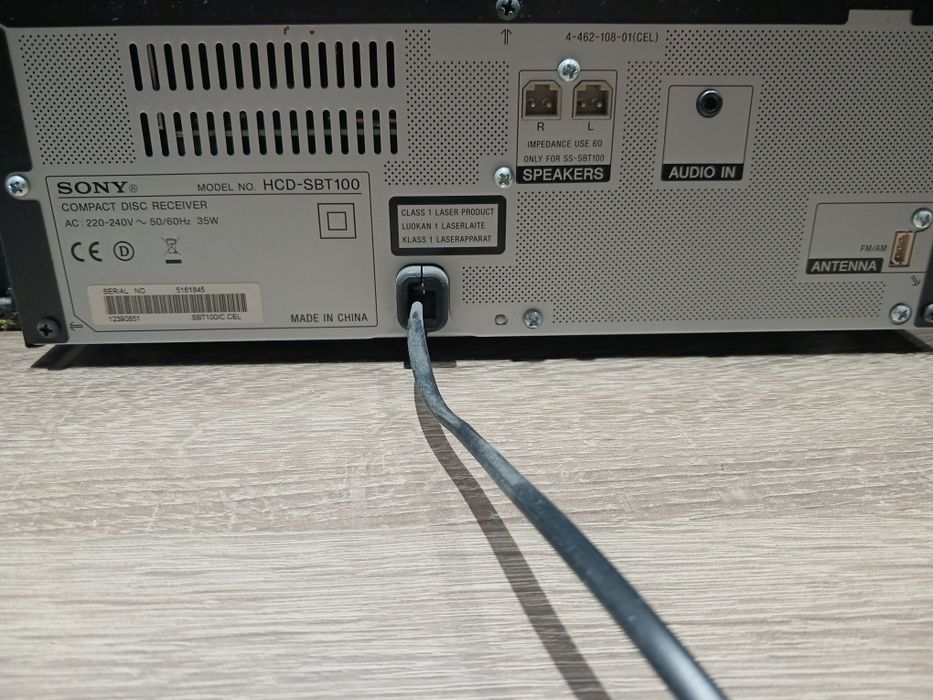 Wieża sony HCÐ=SBT 100