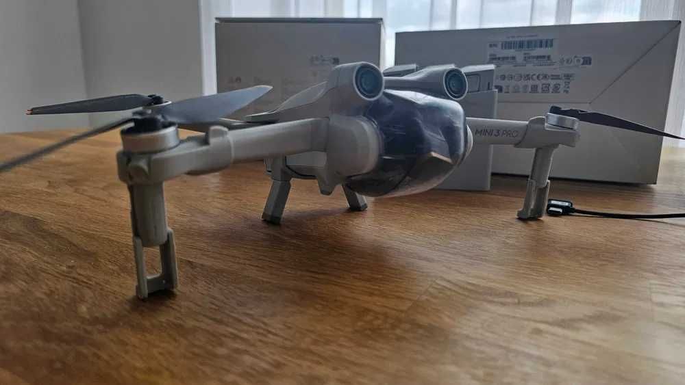 Dron DJI Mini 3 Pro Fly More