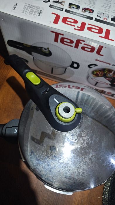 Szybkowar 6L TEFAL w oryginalnym opakowaniu