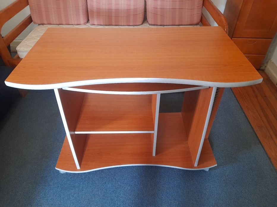 Secretaria de quarto/escritório