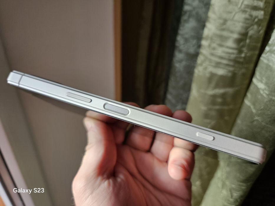 Sony Xperia 5 V 8/128