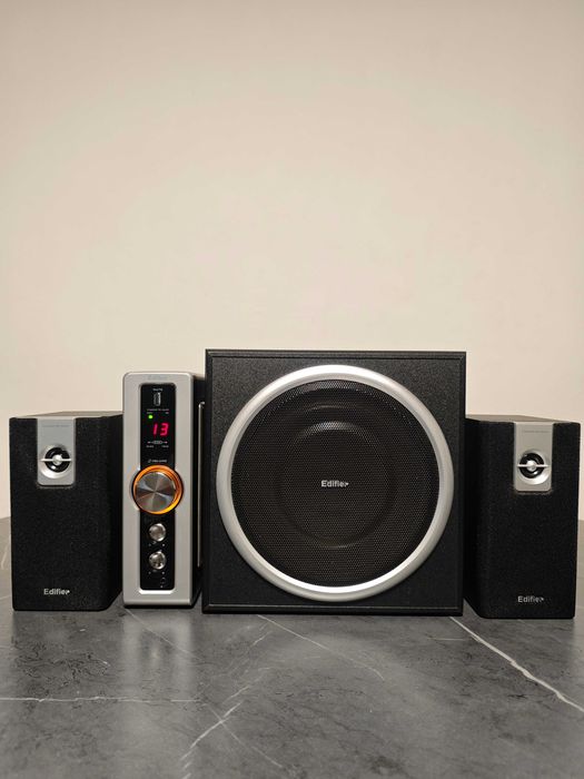 ПК система 2.1 Edifier C2