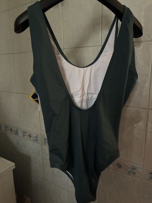 Продам купальник