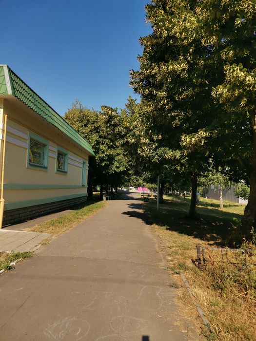 Окреме приміщення комерційного призначення.