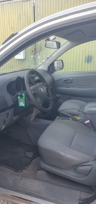 oyota Hilux 2.4 D-4D Cabine Dupla (5 Lugares) – 2008 – Nacional
