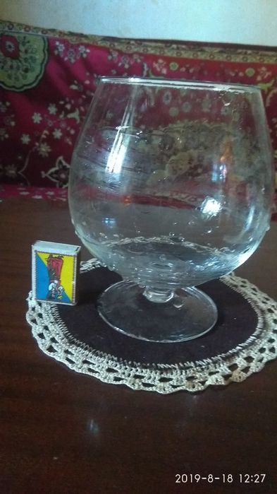 Аквариум для рыбок. Или декора.