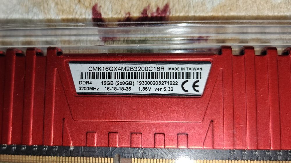 Оперативная память Corsair Vengeance LPX DDR4 16Gb 3200MHz CL16