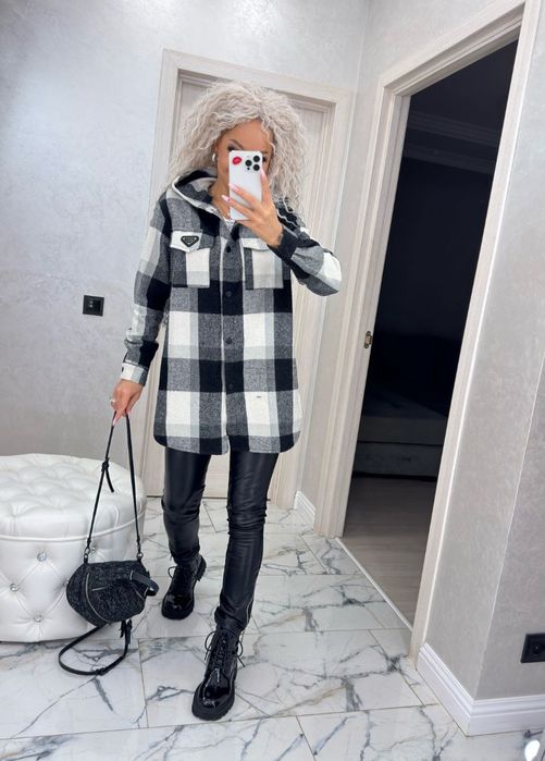 Трендовая рубашка оверсайз в клетку с капюшоном.  42-60р