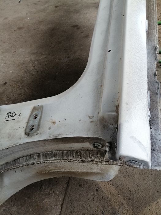 Opel astra 5, V  belka przednia próg narożnik 15-21r
