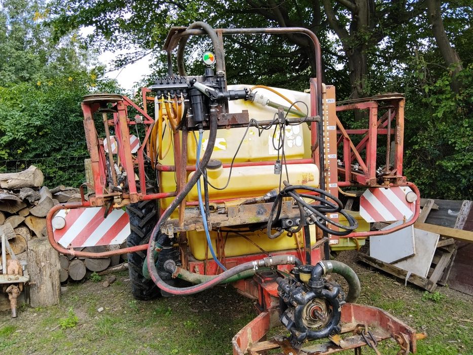 Opryskiwacz pilmet 2500l