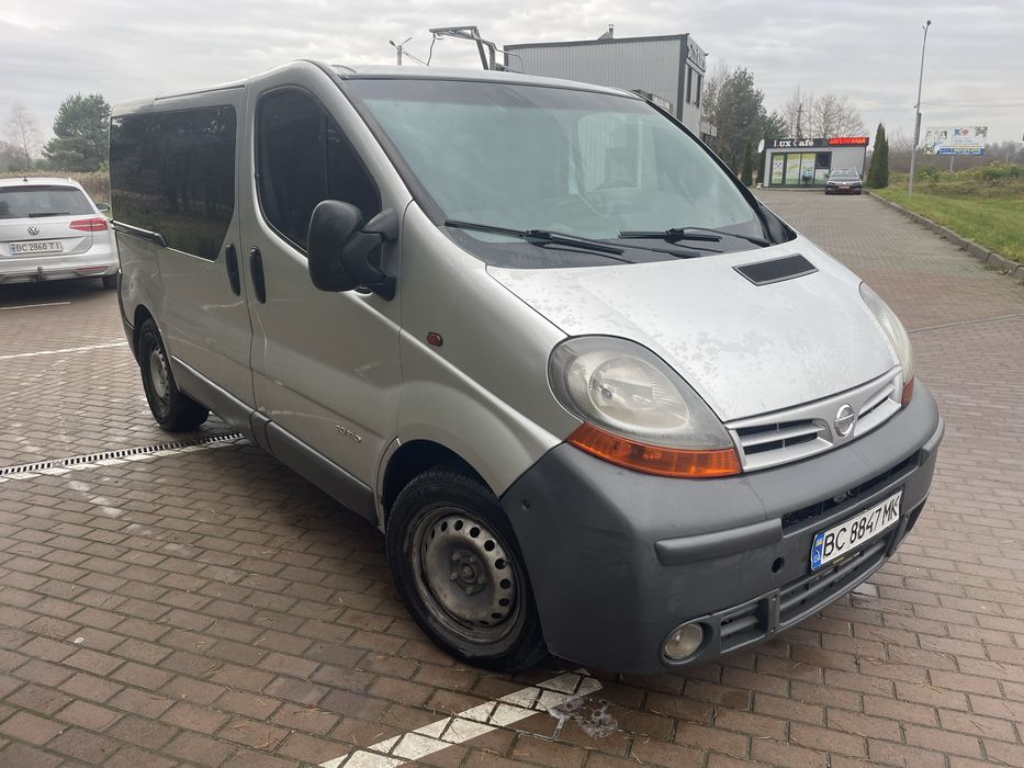 Nissan Primastar 2.5 dCi 140 (2004)