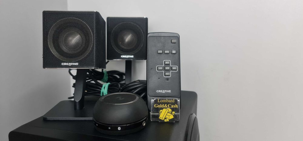 Zestaw głośników bezprzewodowych Creative  Labs T4 ( MF0430) + pilot