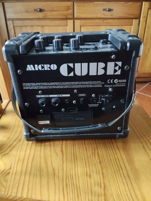 Amplificador Roland Micro Cube