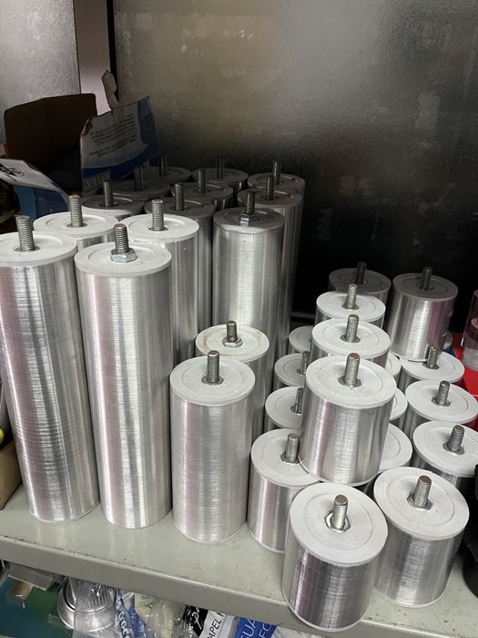 Pés Pernas em Aluminio para sommiers / estrados, etc