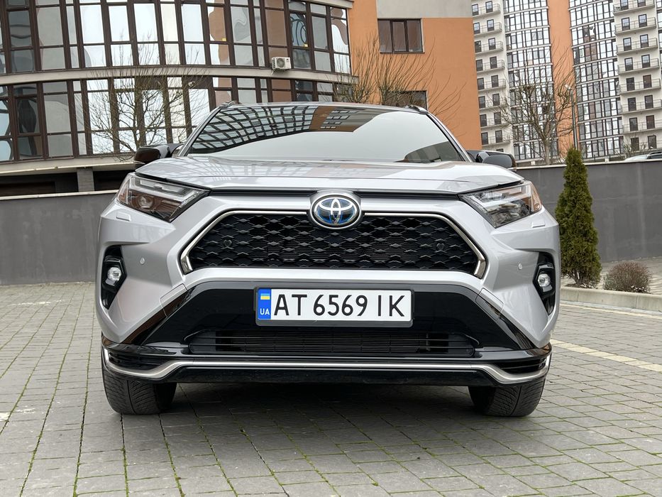 Toyota RAV4 PLUG-IN HYBRID авто продаж