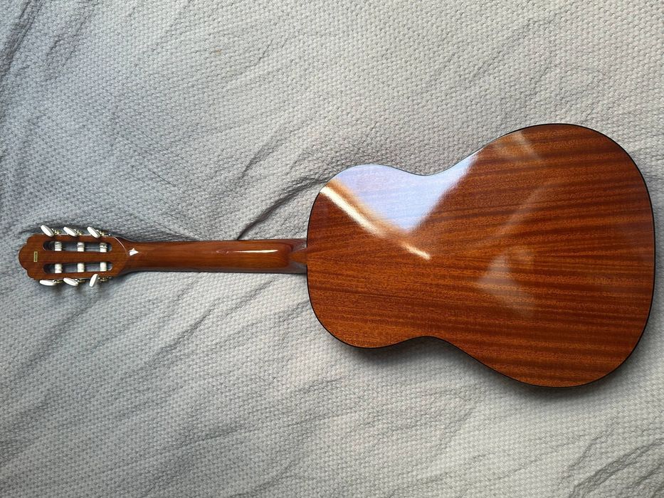 Piękna  gitara klasyczna