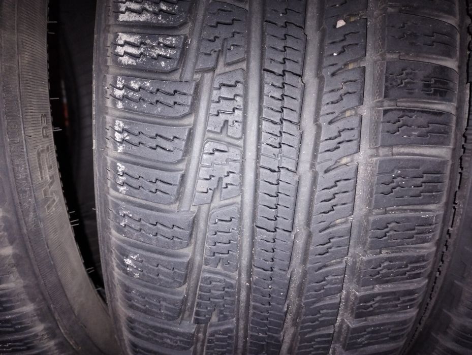 4 szt opon 205/50r17 Nokian,bieżnik 6,5-7mm