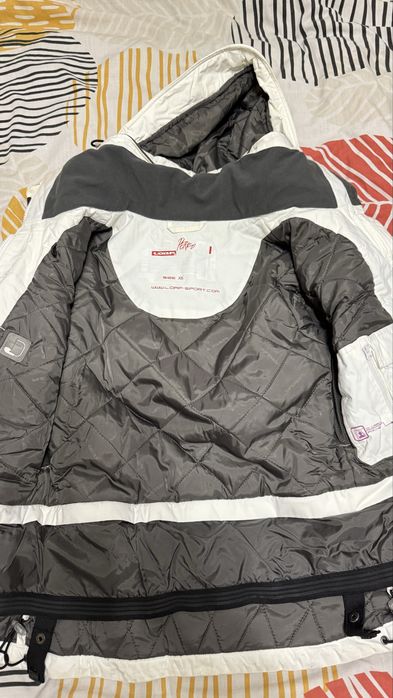 Лижна куртка  XS