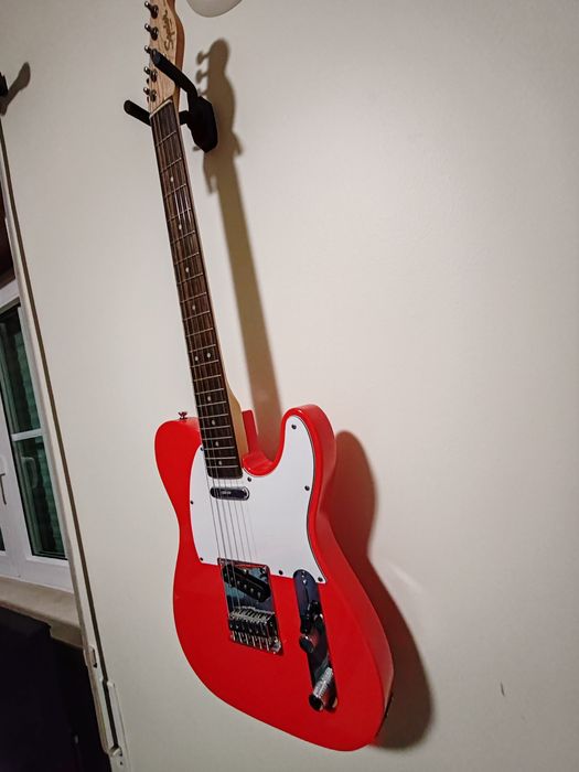 Guitarra Fender Squier Affinity Telecaster  + Amplificador Fender 10G