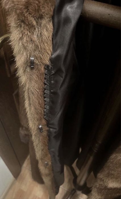 Натуральная полноразмерная шуба из меха нутрии Ferretking