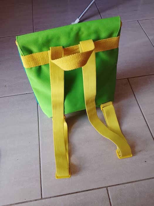 Mochila criança como nova
