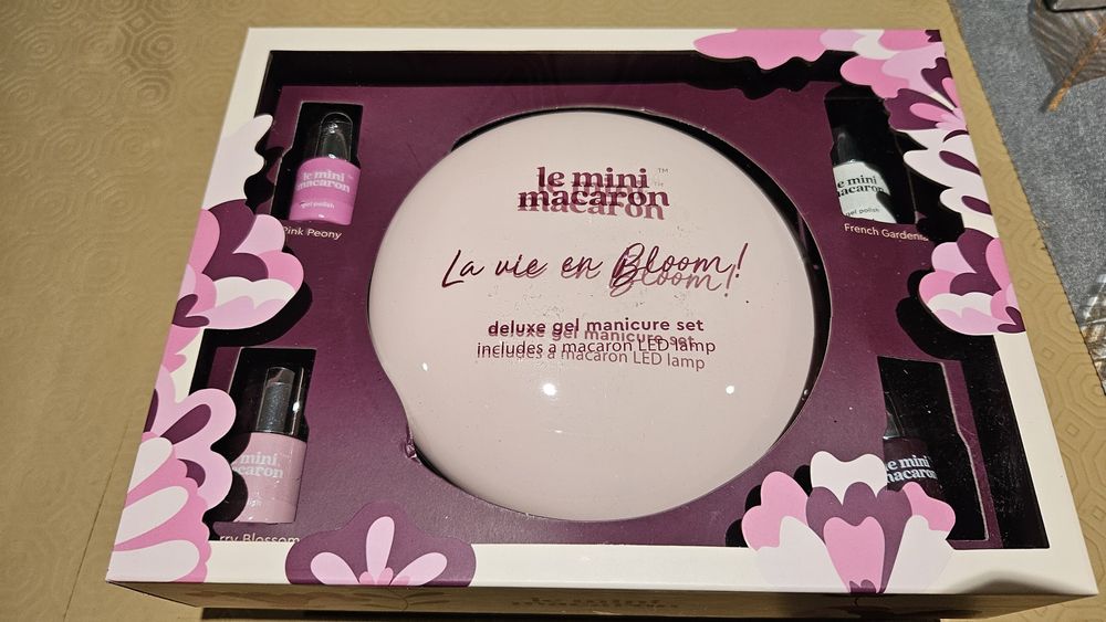 Deluxe gel manicure set le mini macaron