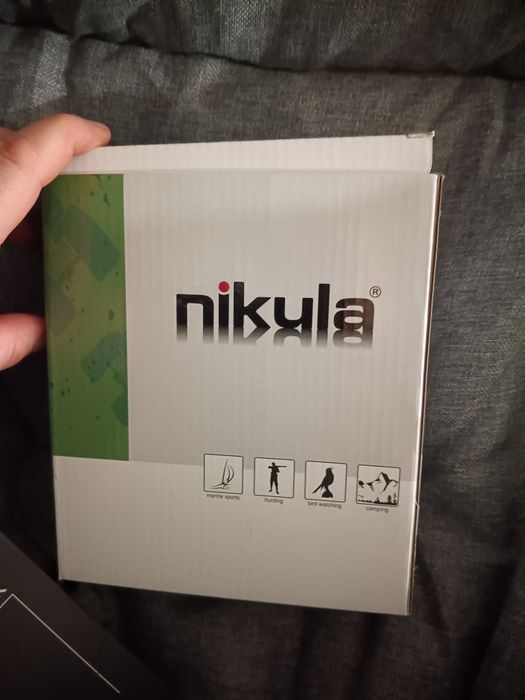 Lornetka czarna nikula