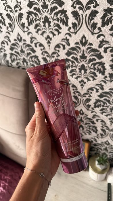 Лосьйони Viktoria’s Secret