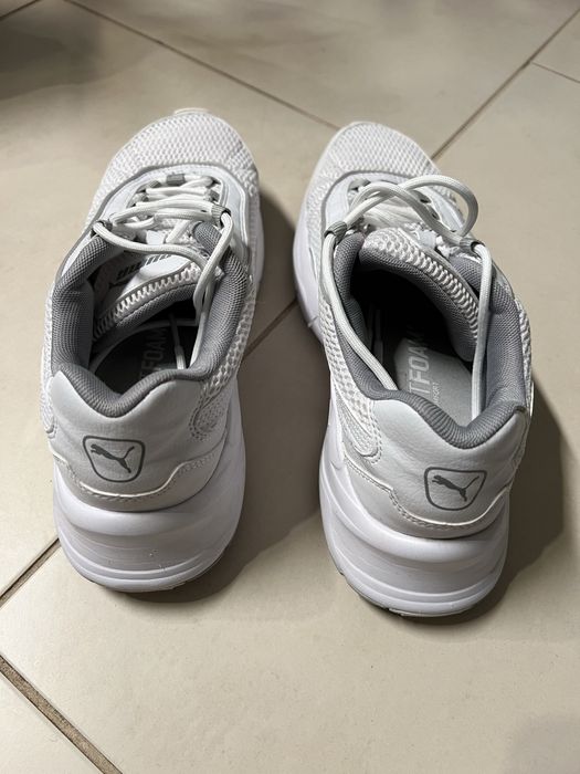 Buty sportowe PUMA biale rozm 42