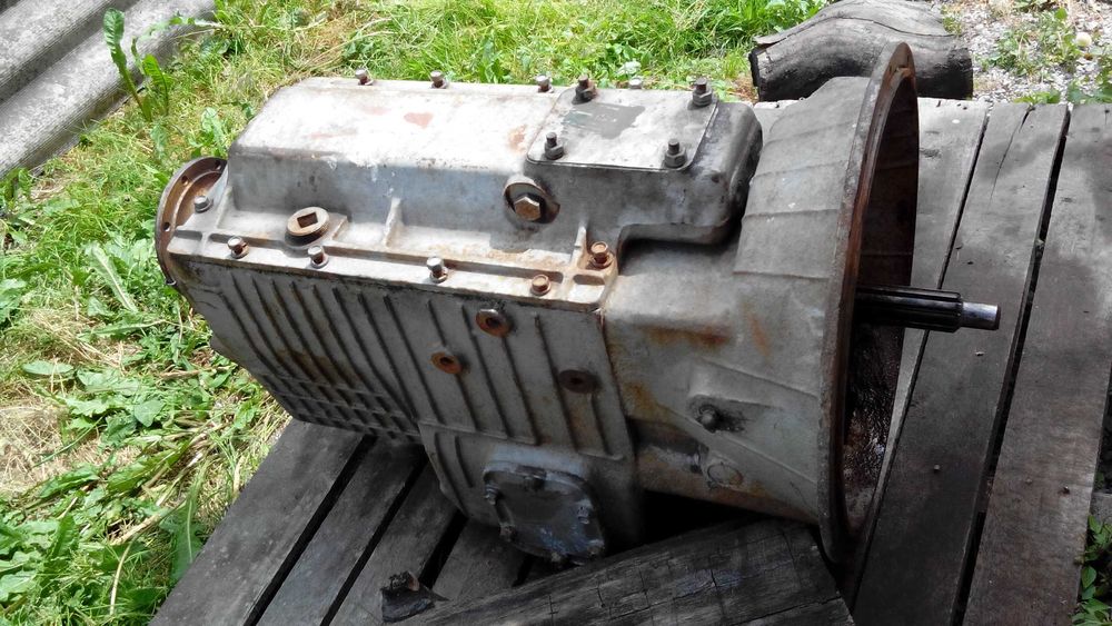 Коробка передач Урал 375. 4320