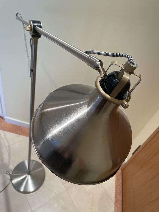 Candeeiro de Pé do Ikea