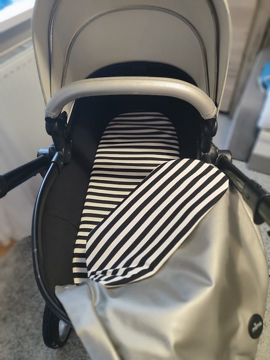 Wózek Mima Xari  2 w 1