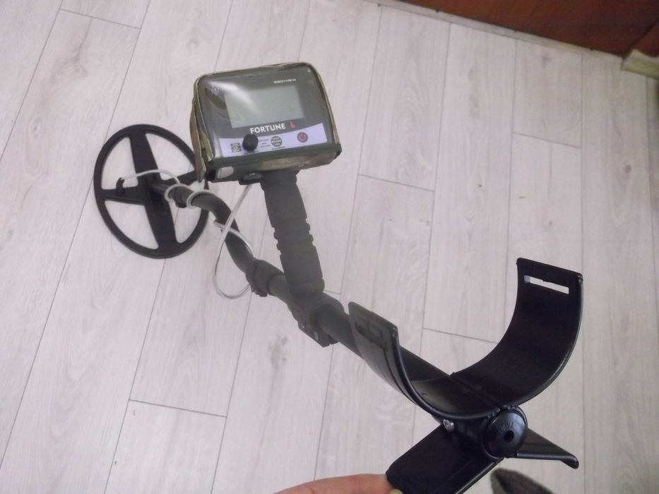 Profesjonalny Wykrywacz Metali Detektor metalu Fortuna  S / L