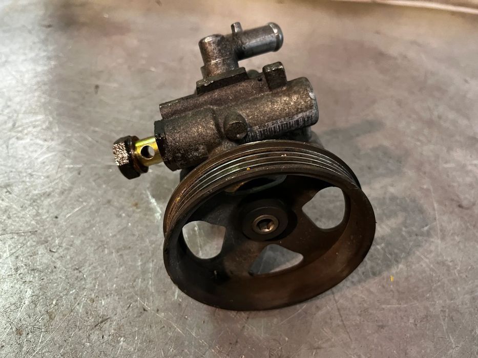BOMBA DE DIRECÇÃO / DIREÇÃO PEUGEOT BOXER / CITROEN JUMPER 2.2HDI