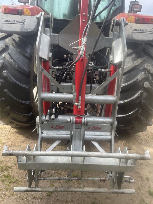 Ladowacz tur fliegl na tuz